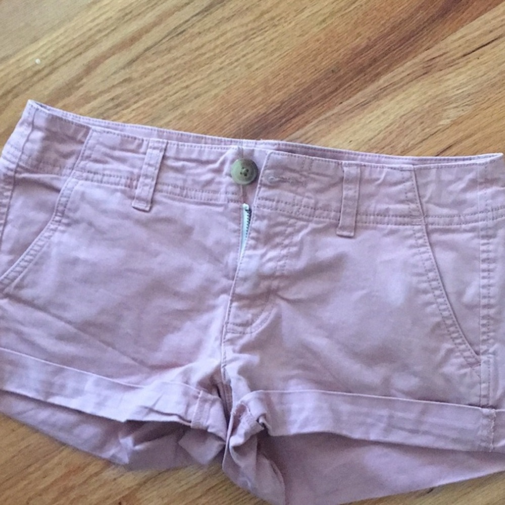 American Eagle low rise Shorts